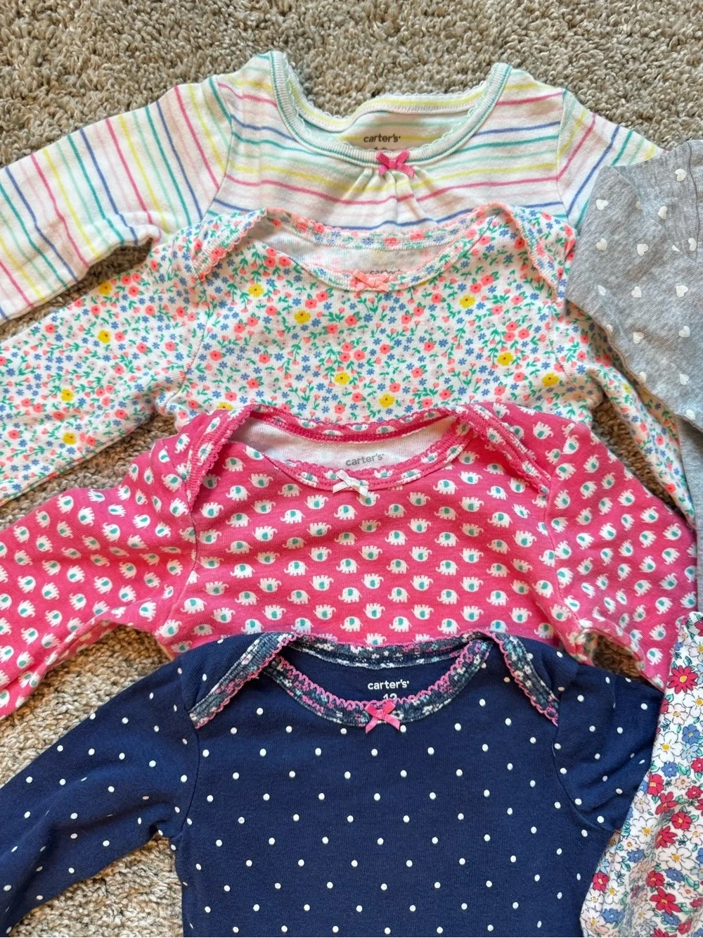Baby Girl Clothing Bundle Carter’s Onesies Pajamas Leggings Lot size 12 Months